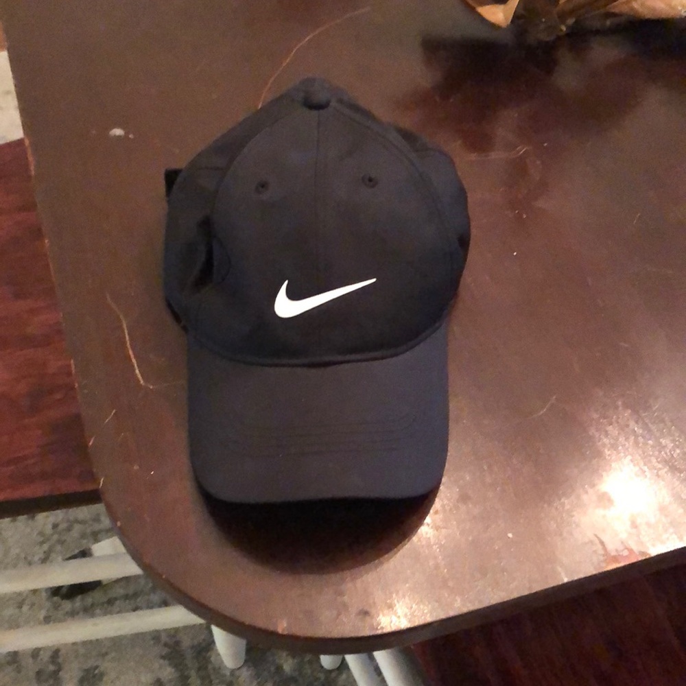 Nike Heritage 86 Dri-Fit hat